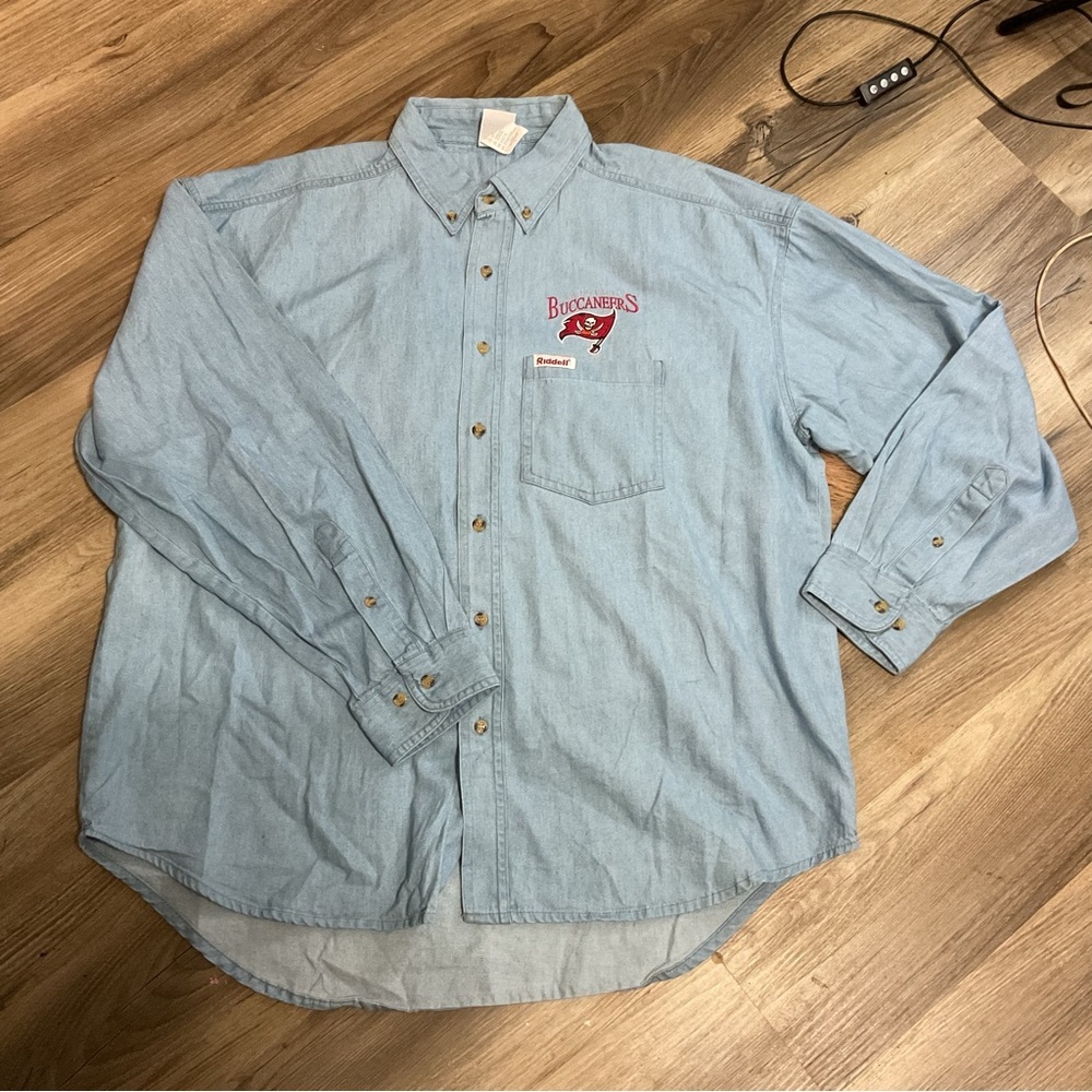 Buccaneers Denim Long Sleeve Button Down Shirt Size L VTG - Picture 2 of 9
